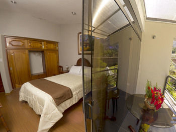 Inti�an Hotel