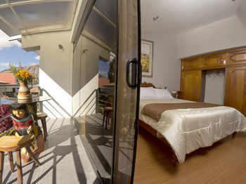 Inti�an Hotel