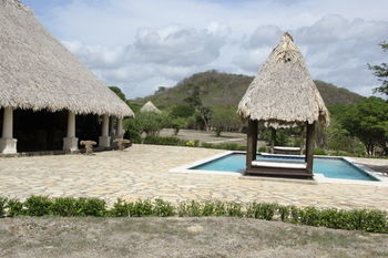 Hotel Punta Teonoste