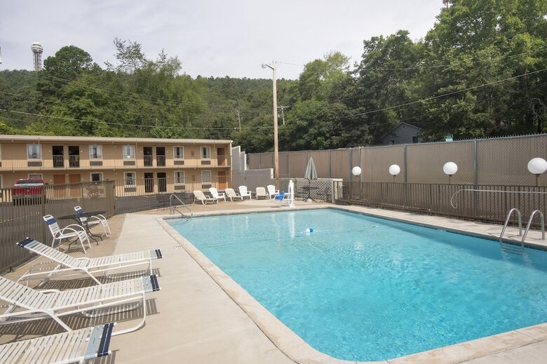 Motel Rodeway Inn