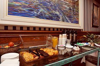 Glenmore Plaza Hotel