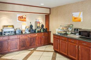 Hotel Quality Inn Indy Castleton