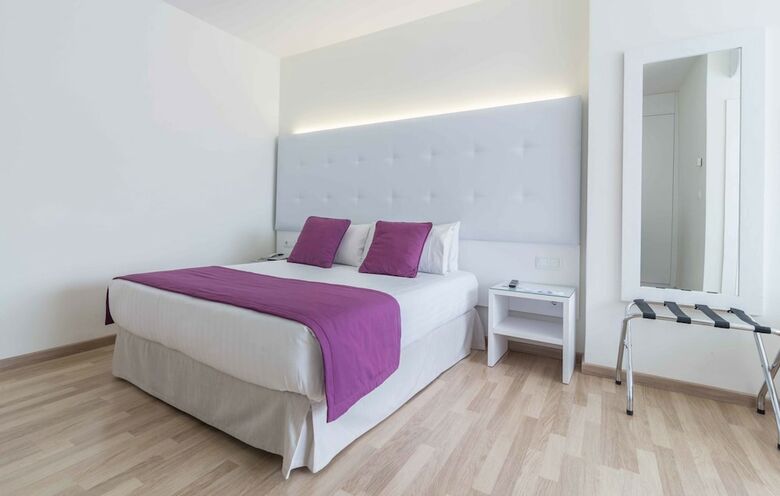 Hotel Albah�a Alicante