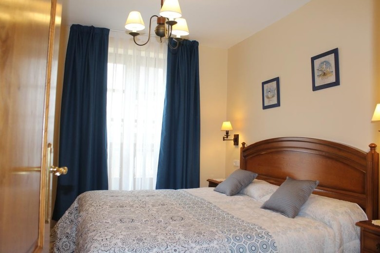 Apartamentos Aptos. La Lula