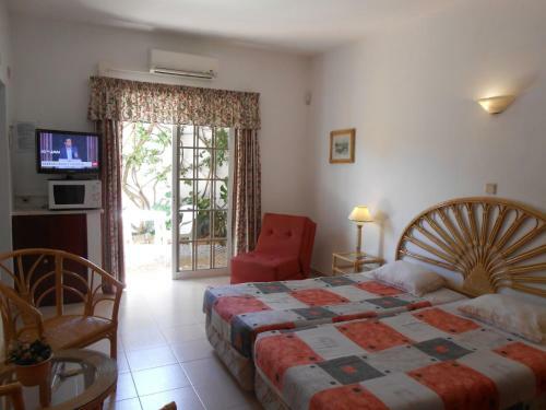 Hostal Dona Ana Garden
