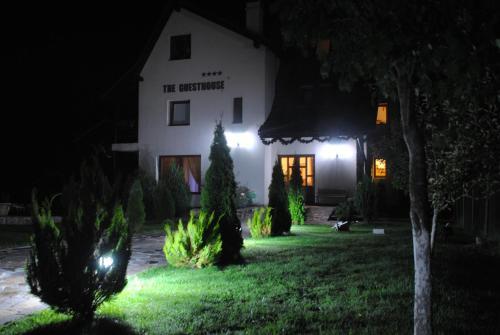 Hostal The Guesthouse