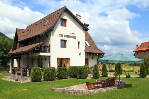 Hostal The Guesthouse
