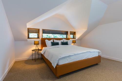 Bed & Breakfast Upperhouse