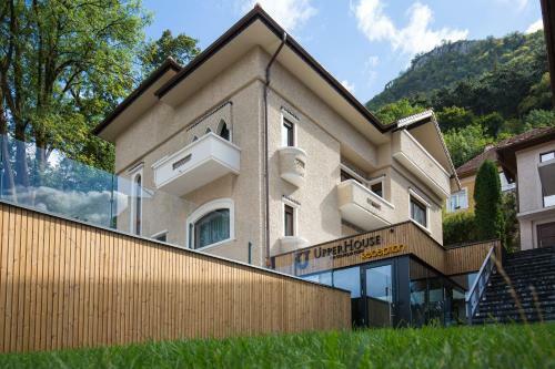 Bed & Breakfast Upperhouse