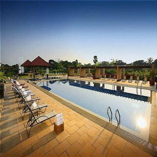 Hotel Radisson Blu Dhaka Water Garden