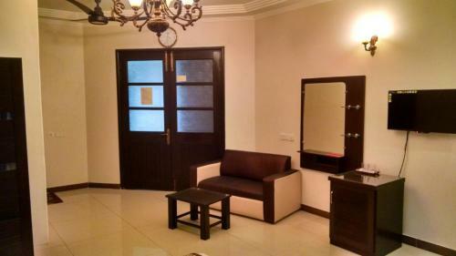 Hostal Elegance Guest House