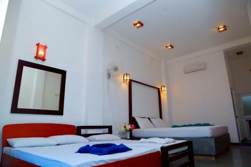 Hotel The Surf Lanka Resort