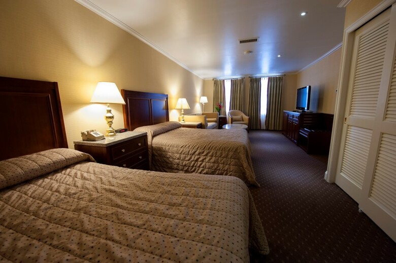 Hotel Stanford