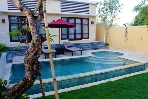 Kubu Kulat Villa