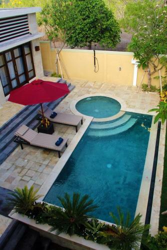 Kubu Kulat Villa