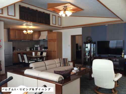 Kakurega Villa Kano