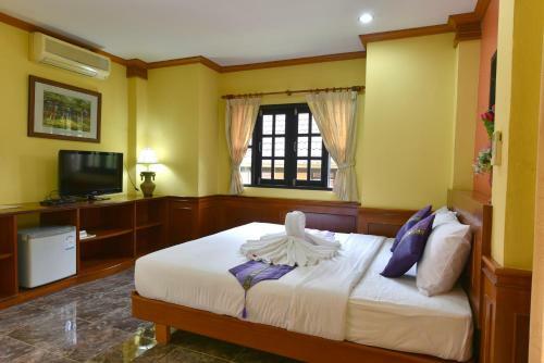 Hotel Forra Hill Resort