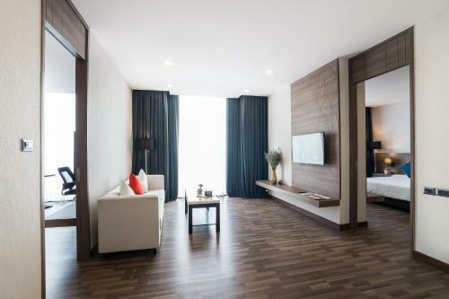 Best Western Plus Wanda Grand Hotel