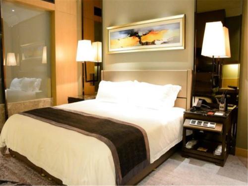 Enjoy Hotel