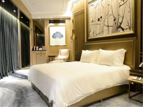 Enjoy Hotel