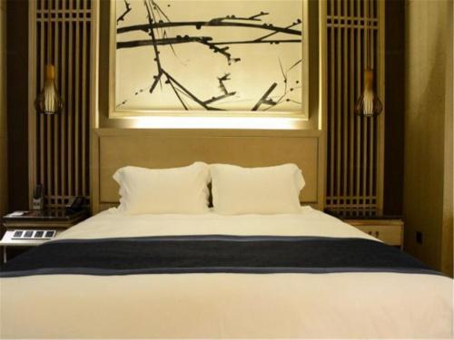 Enjoy Hotel