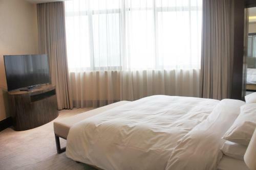 Suzhou Poli Chunshenhu Resort Hotel