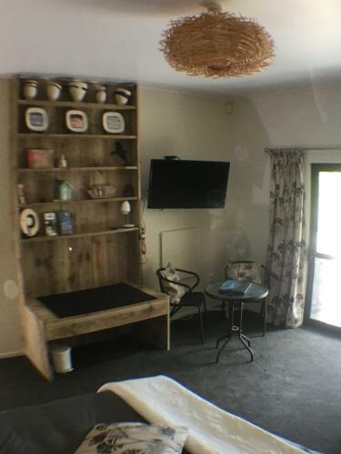 Essons Valley Farmstay B&B