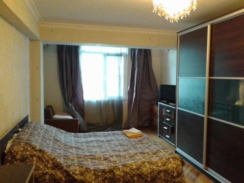 Apartment On Gadzhibekova 27