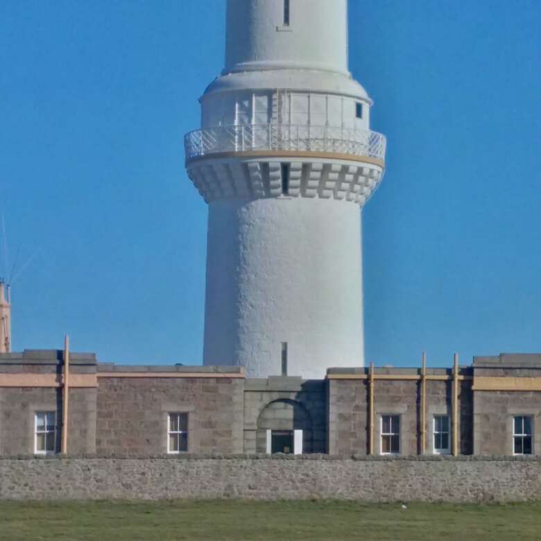Aberdeen Lighthouse Cottage 1