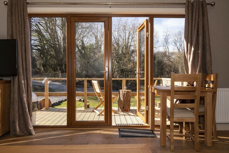 Herons Lake Retreat