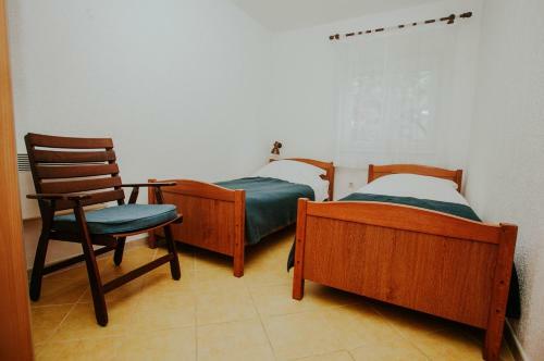 Apartments Doulos