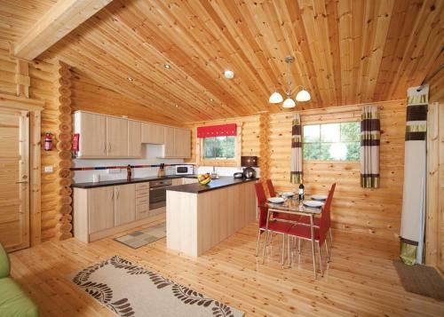 Langmere Lakes Lodges