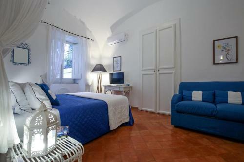 Vicolo 23 House