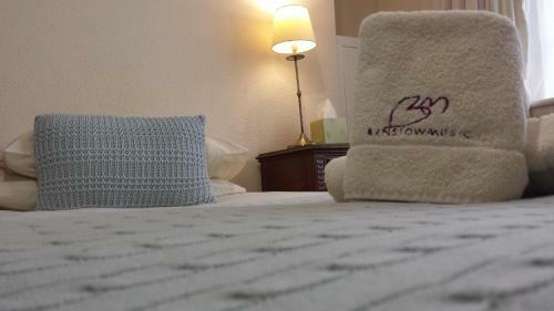 Bed & Breakfast Benslow Music