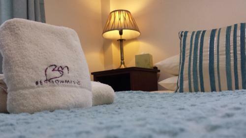 Bed & Breakfast Benslow Music