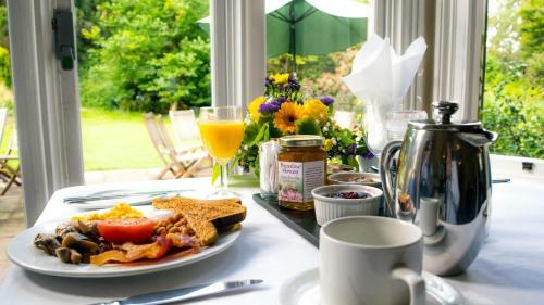Bed & Breakfast Benslow Music