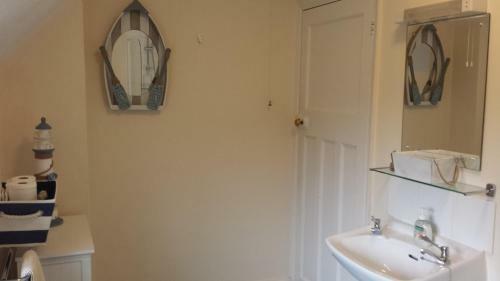Bed & Breakfast Benslow Music