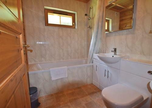 Woodside Lodges Country Park