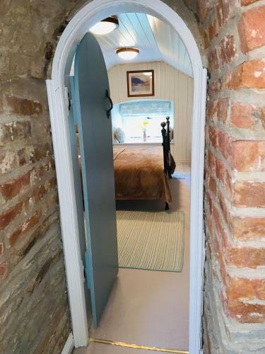 Bed & Breakfast Larchmount House