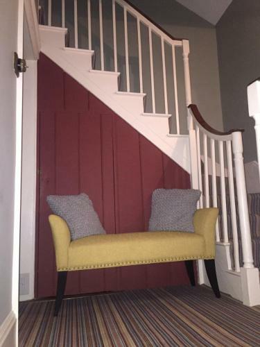 Bed & Breakfast Larchmount House
