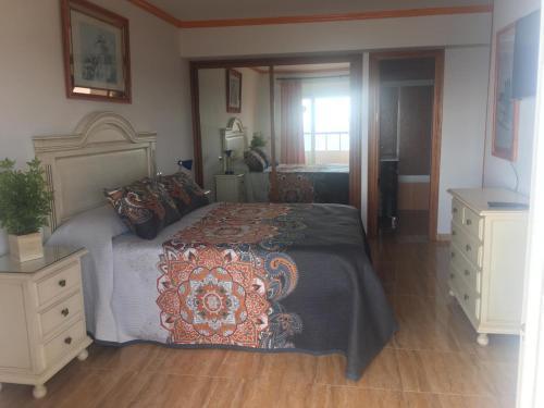 Apartamento Eden Roc II