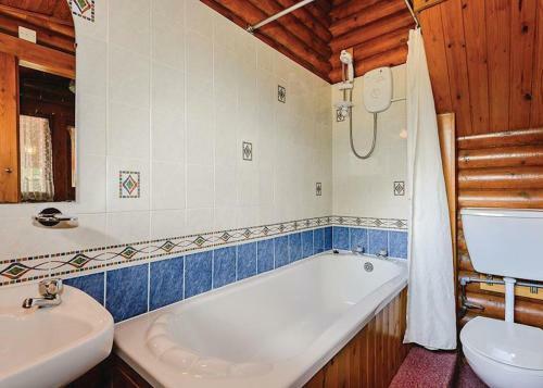 Penllwyn Lodges