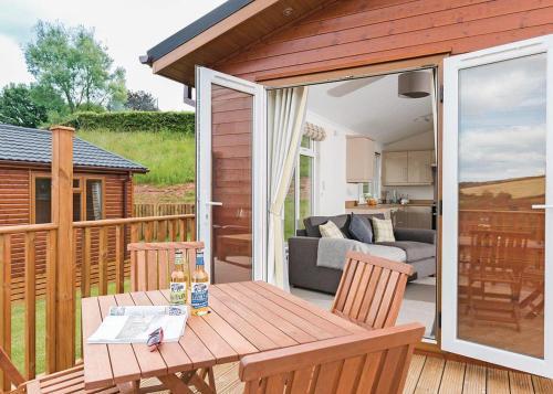 Devon Hills Lodges
