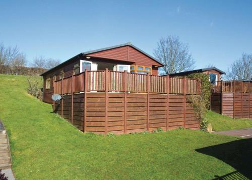 Devon Hills Lodges