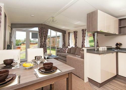 Devon Hills Lodges