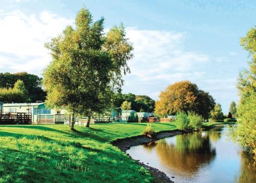Riverside Country Park