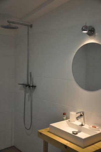 Hostal Du Cot� De Chez Soi