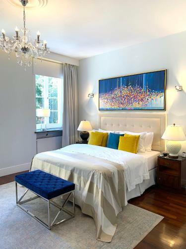 Luxury Apartments Mondrian Old Town IV