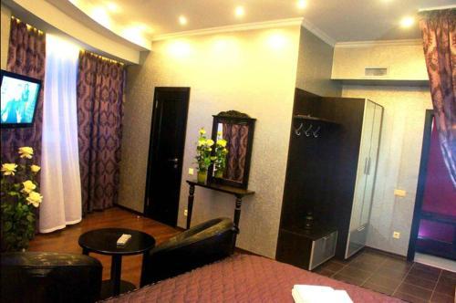 Hotel Kovcheg