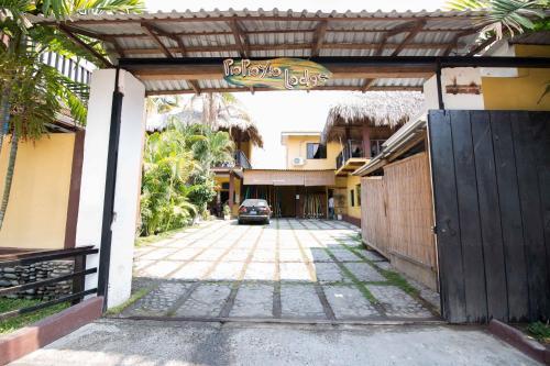 Papaya Lodge